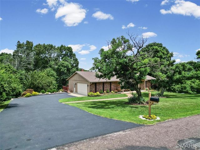 3529 Antonia Woods Drive, Imperial, MO 63052