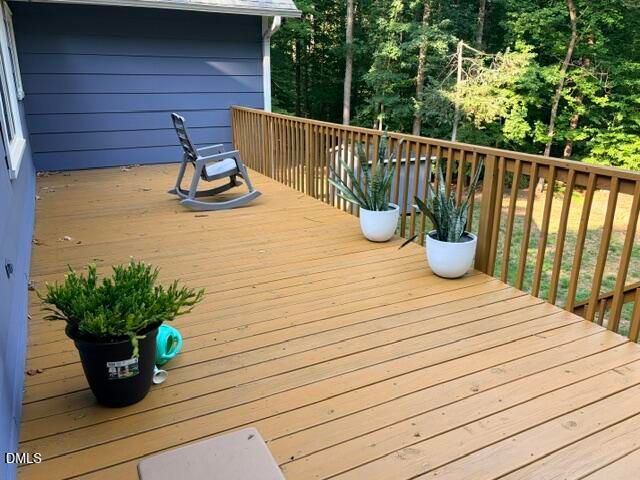 7422 S Fawnbrook Drive, Hillsborough, NC 27278