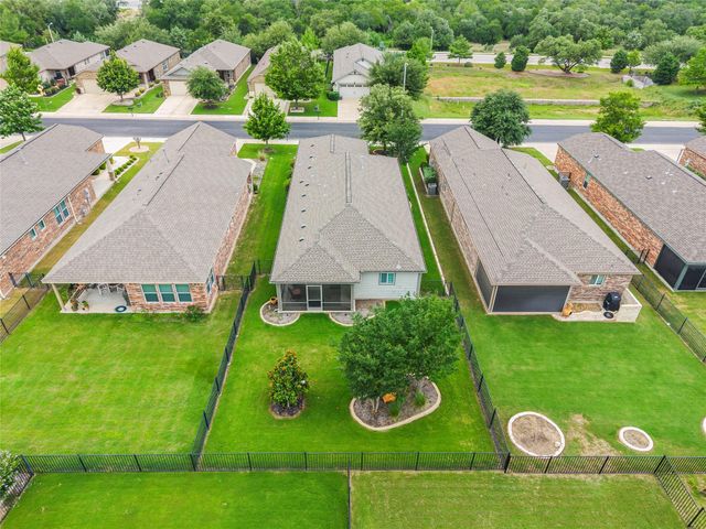 821 Hamilton LN, Georgetown, TX 78633