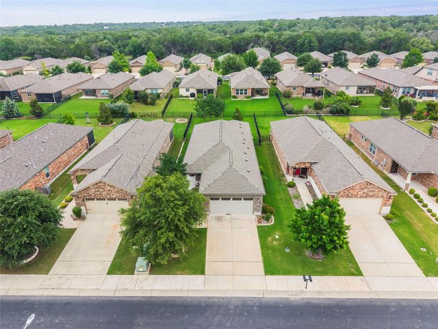 821 Hamilton LN, Georgetown, TX 78633