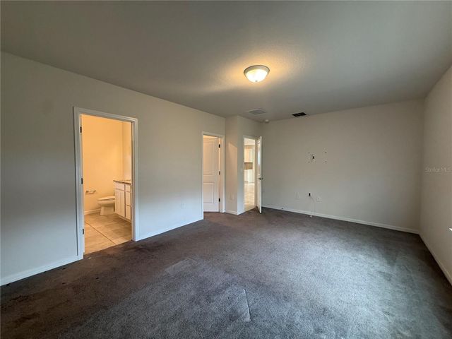 30596 THUNDERBIRD DRIVE, Wesley Chapel, FL 33545