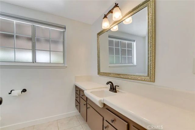 1302 E Bennett, Glendora, CA 91741