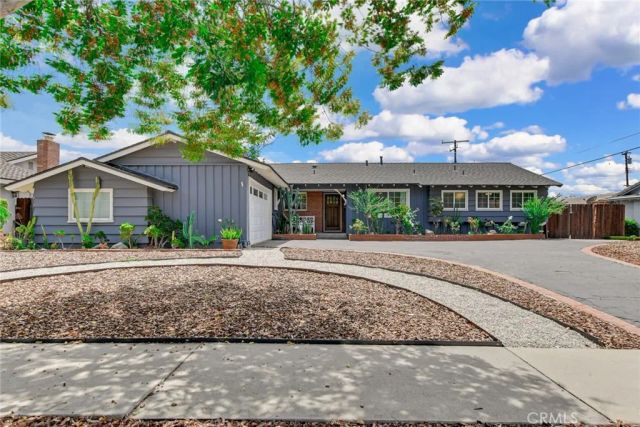 1302 E Bennett, Glendora, CA 91741