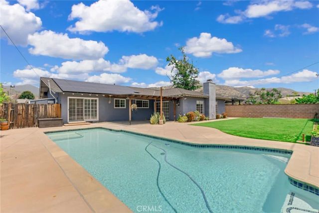 1302 E Bennett, Glendora, CA 91741