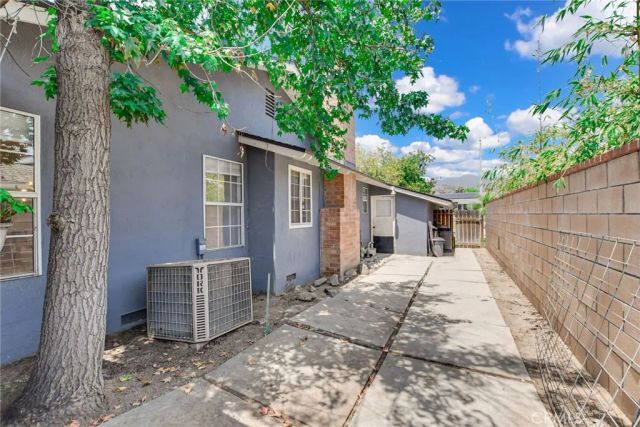 1302 E Bennett, Glendora, CA 91741