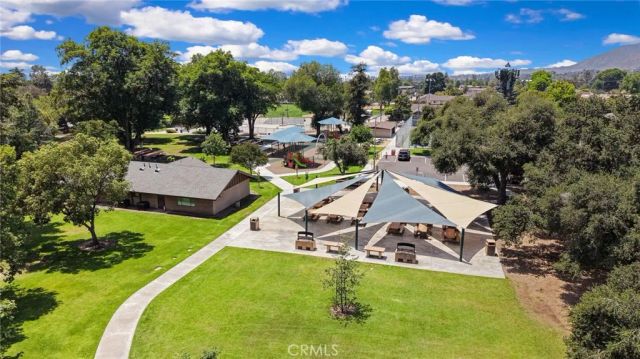 1302 E Bennett, Glendora, CA 91741