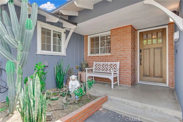 1302 E Bennett, Glendora, CA 91741