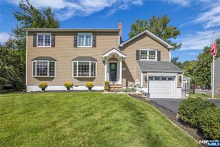 23 Meadow Drive, Little Falls, NJ 07424