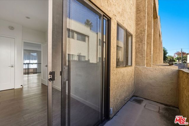 5307 Wilkinson Avenue 10, Valley Village, CA 91607