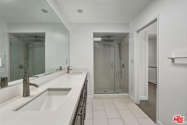 5307 Wilkinson Avenue 10, Valley Village, CA 91607