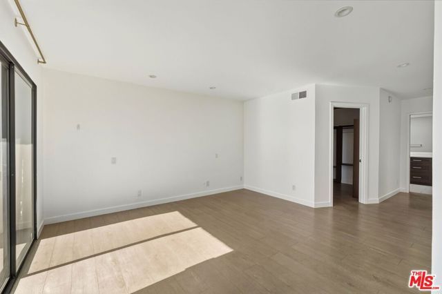 5307 Wilkinson Avenue 10, Valley Village, CA 91607