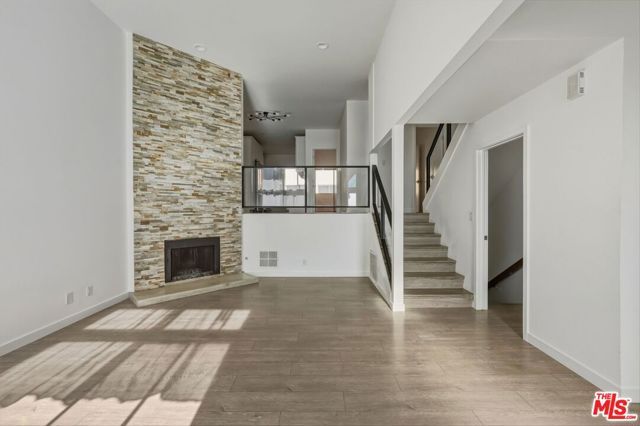 5307 Wilkinson Avenue 10, Valley Village, CA 91607