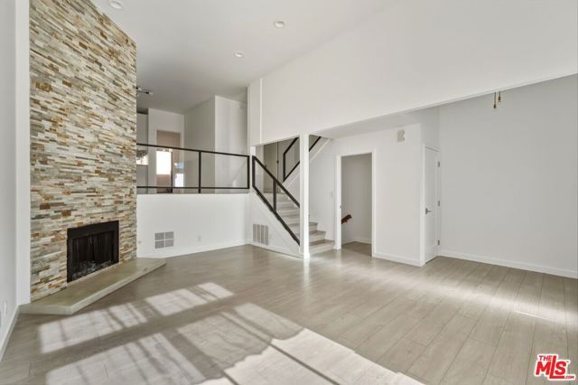 5307 Wilkinson Avenue 10, Valley Village, CA 91607