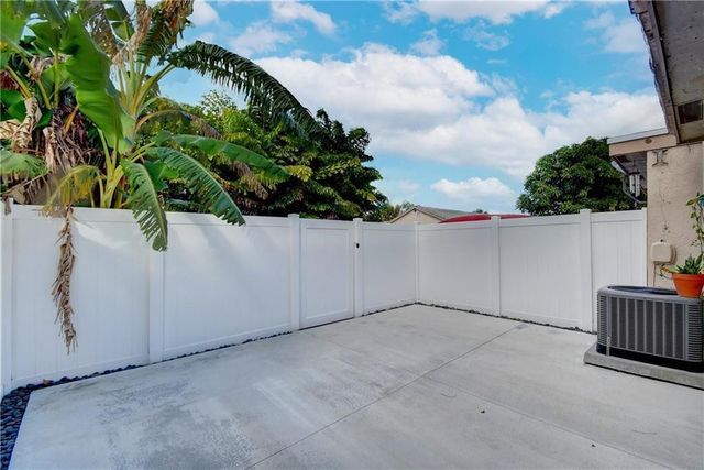 1759 NW 80th Avenue E, Margate, FL 33063