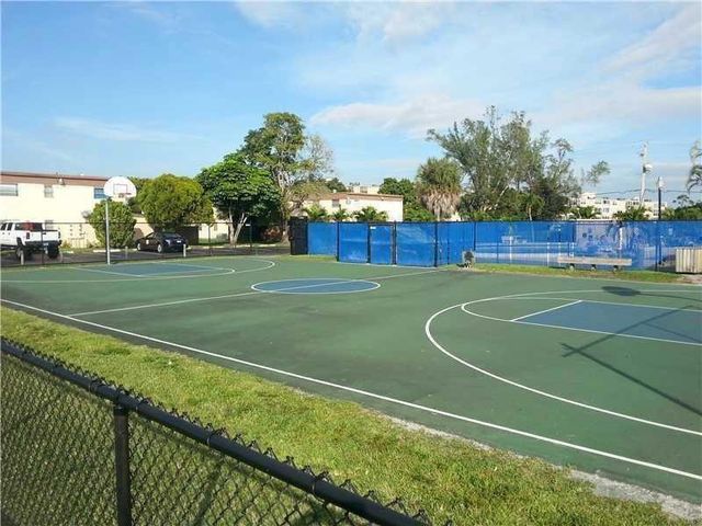 1759 NW 80th Avenue E, Margate, FL 33063