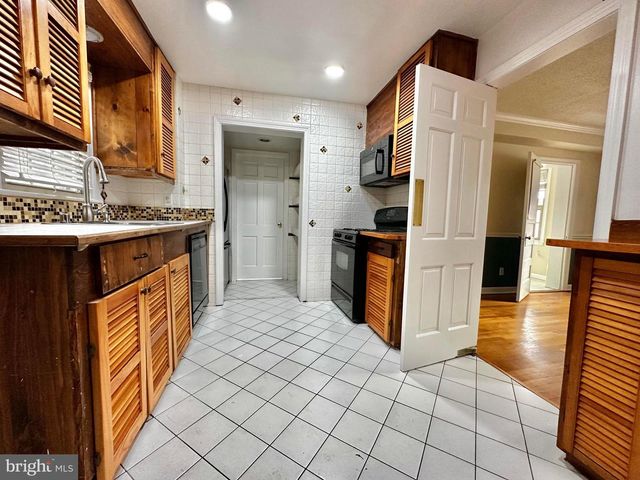 2701 13TH ST S, Arlington, VA 22204