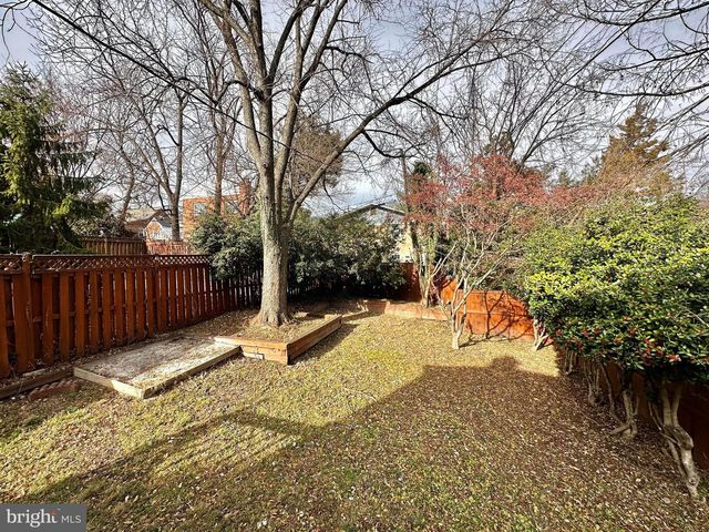 2701 13TH ST S, Arlington, VA 22204