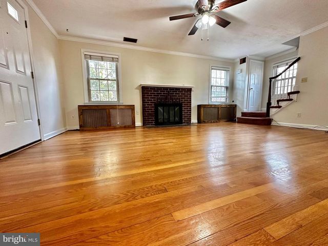 2701 13TH ST S, Arlington, VA 22204