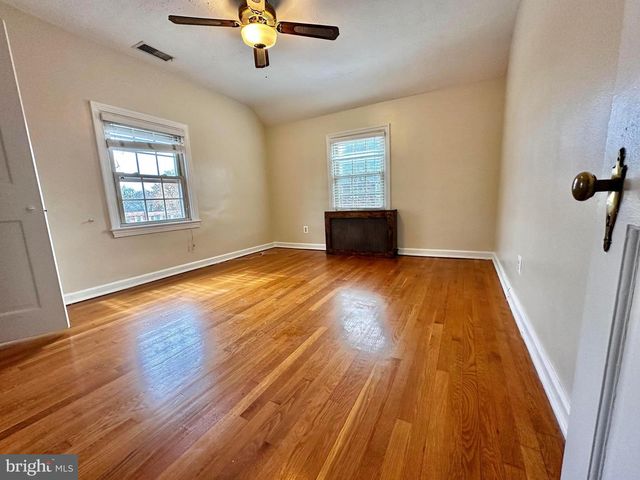 2701 13TH ST S, Arlington, VA 22204