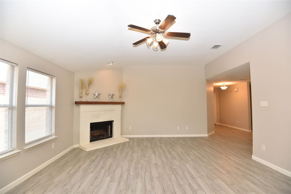 9417 Pastime Court, Fort Worth, TX 76244 — photo 4
