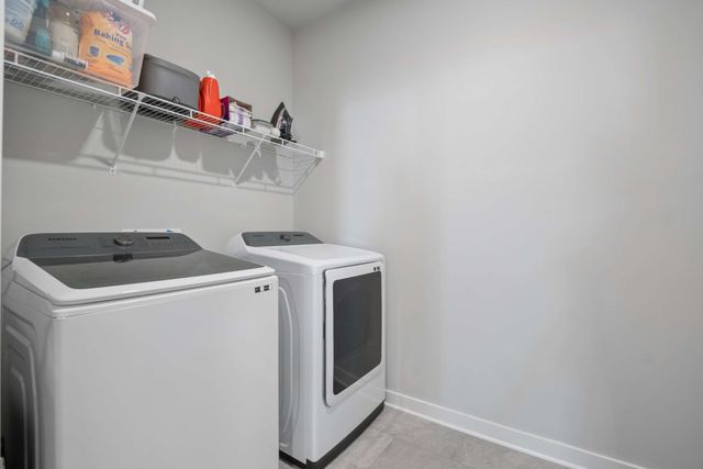 325 Gingerwood Ln, Hendersonville, TN 37075