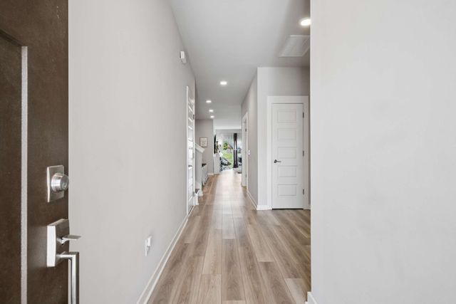 325 Gingerwood Ln, Hendersonville, TN 37075