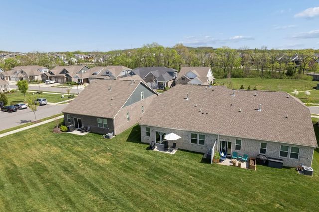 325 Gingerwood Ln, Hendersonville, TN 37075