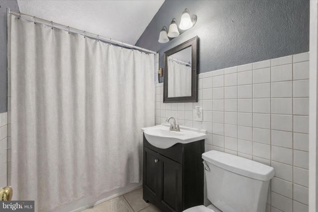 6856 HOWELLSVILLE RD, Boyce, VA 22620