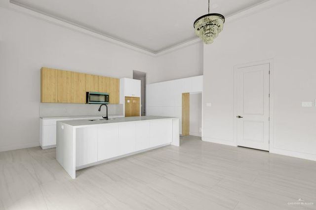 2309 Trinity Avenue, Mcallen, TX 78504