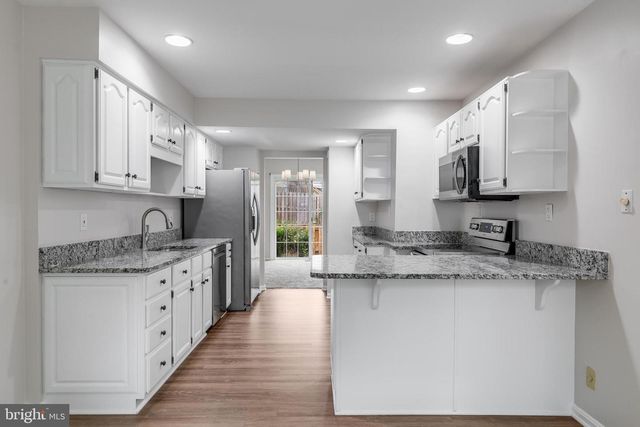 9911 FINIAN CT, Vienna, VA 22181