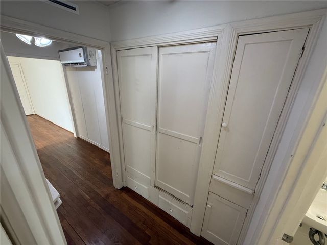 3623 Mount Everest Street, Dallas, TX 75211