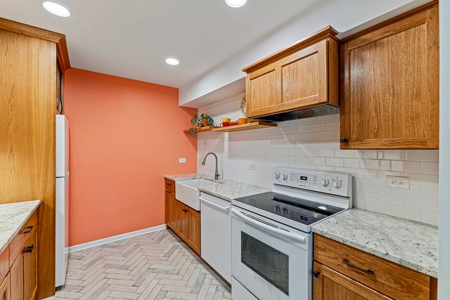417 Verde Drive, Schaumburg, IL 60173