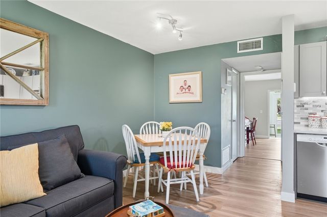 12 Vista Gardens Trail 104, Vero Beach, FL 32962
