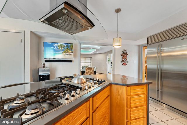 502 LONG LN, Huntingdon Valley, PA 19006