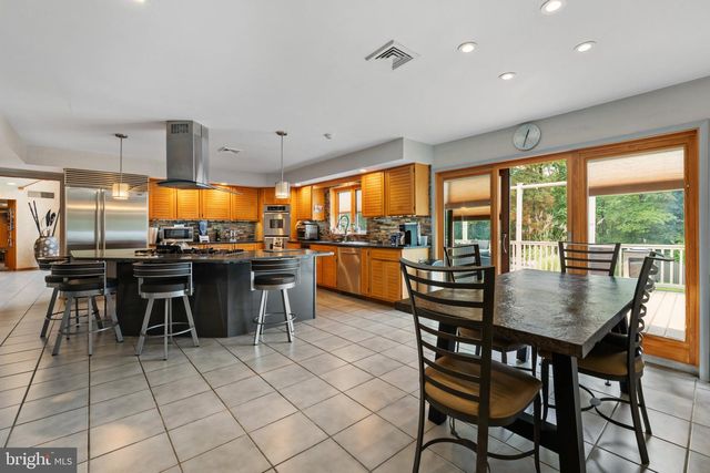 502 LONG LN, Huntingdon Valley, PA 19006
