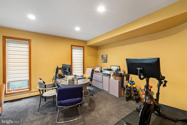 502 LONG LN, Huntingdon Valley, PA 19006