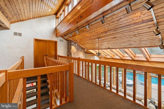 502 LONG LN, Huntingdon Valley, PA 19006