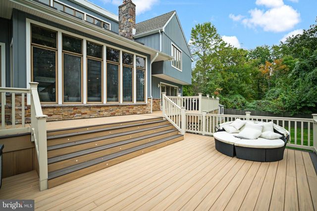 502 LONG LN, Huntingdon Valley, PA 19006