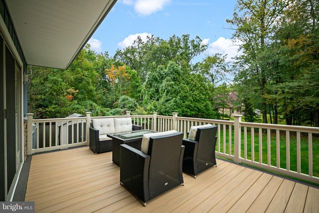 502 LONG LN, Huntingdon Valley, PA 19006