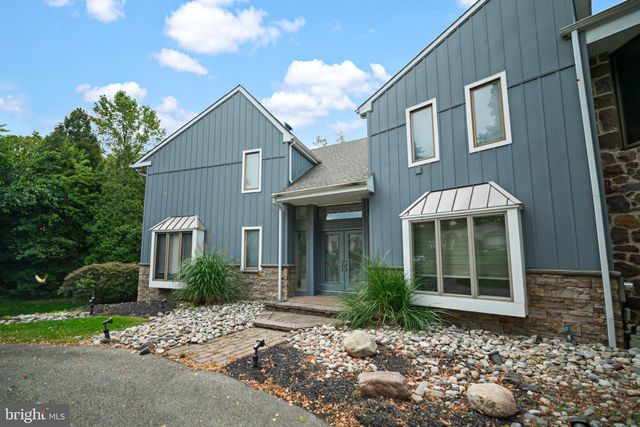 502 LONG LN, Huntingdon Valley, PA 19006