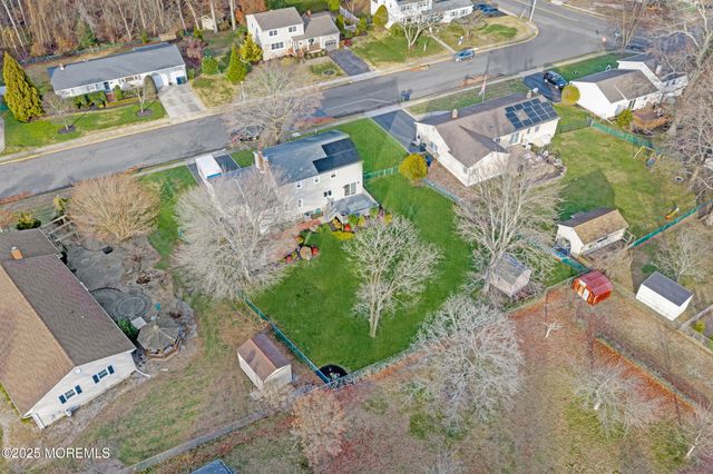 4 Brooke Street, Oakhurst, NJ 07755