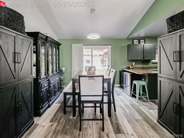 11220 Silver Drive, Hamburg Township, MI 48189