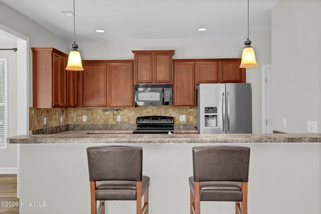 676 Majestic Oaks Drive, Hampstead, NC 28443