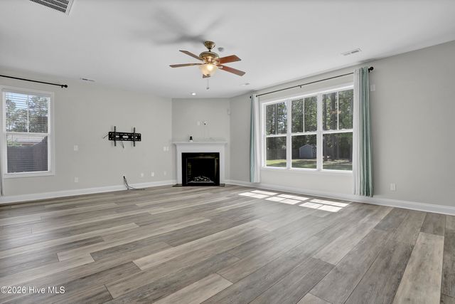676 Majestic Oaks Drive, Hampstead, NC 28443