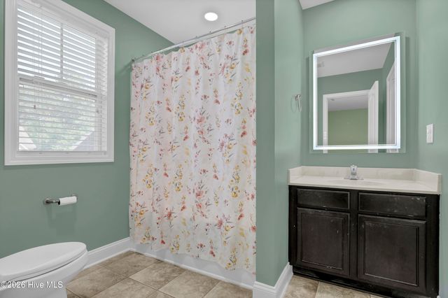 676 Majestic Oaks Drive, Hampstead, NC 28443
