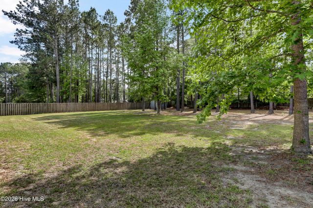 676 Majestic Oaks Drive, Hampstead, NC 28443