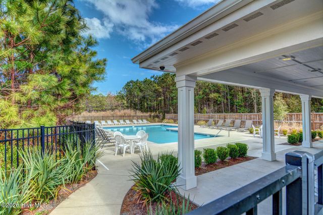 676 Majestic Oaks Drive, Hampstead, NC 28443