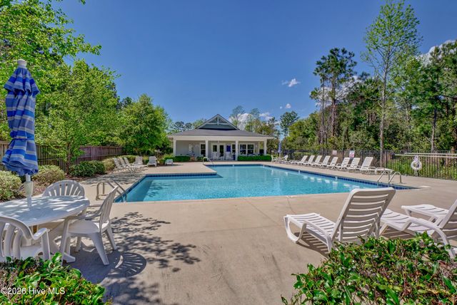 676 Majestic Oaks Drive, Hampstead, NC 28443