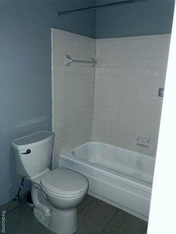 26740 Joy 8, Redford, MI 48239