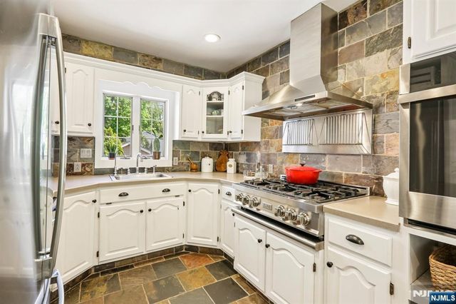 243 Lincoln Avenue, Ridgewood, NJ 07450